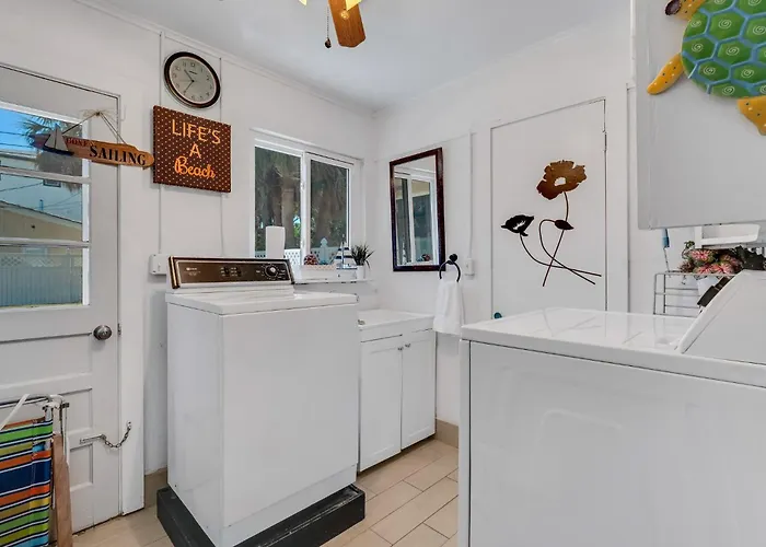 Ferienhaus Paradise Corner - Monthly Vacation Rental!