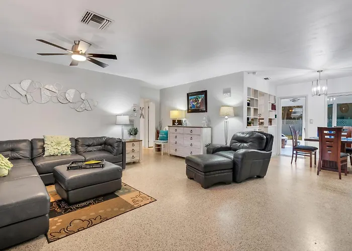 Paradise Corner - Monthly Vacation Rental! Ferienhaus