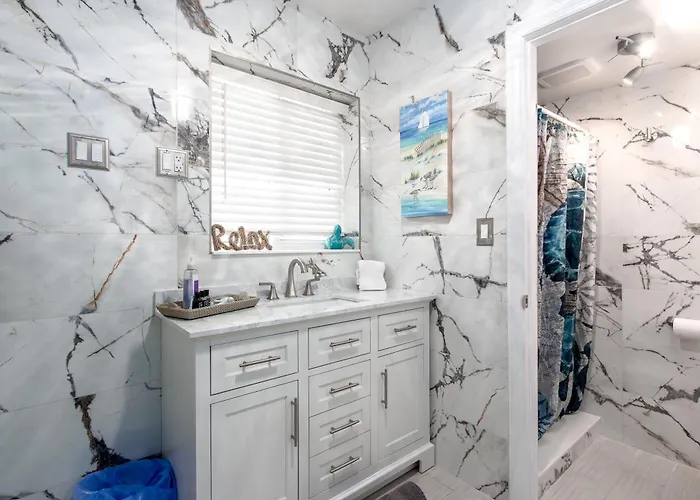 Paradise Corner - Monthly Vacation Rental! * Clearwater Beach